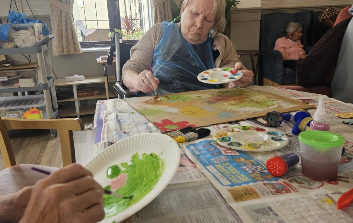 🎨 Arts, Crafts and Pet Therapy with Lance 🐾