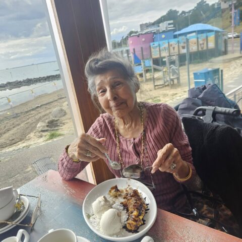 Nightingale House residents enjoying their Southend-on-Sea seaside outing
